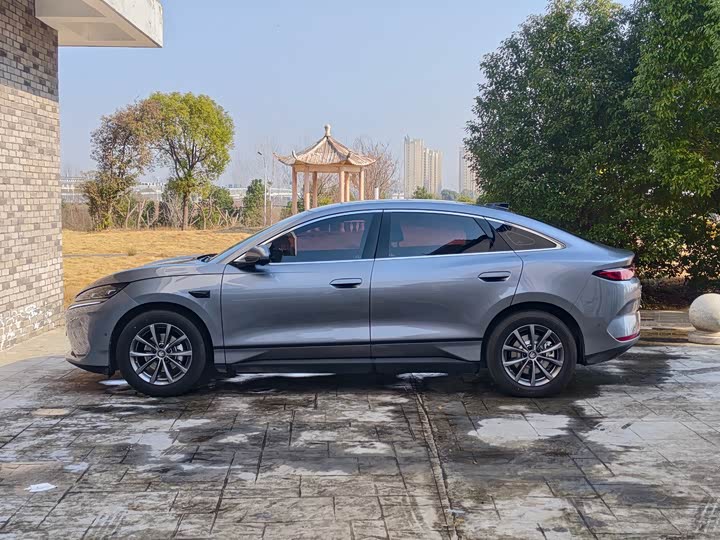 Фото 4 - BYD Qin L