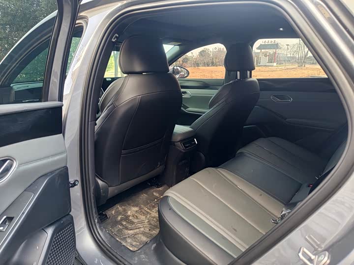 Фото 9 - BYD Qin L