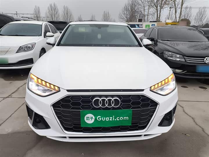 Фото 3 - Audi A4L