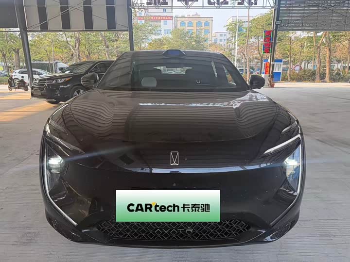 Фото 2 - Avatr 07