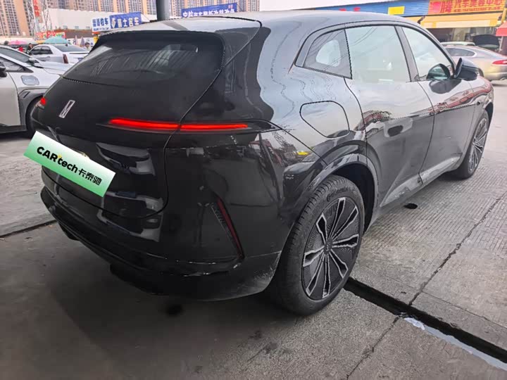 Фото 8 - Avatr 07