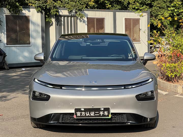 Фото 2 - XPeng P7