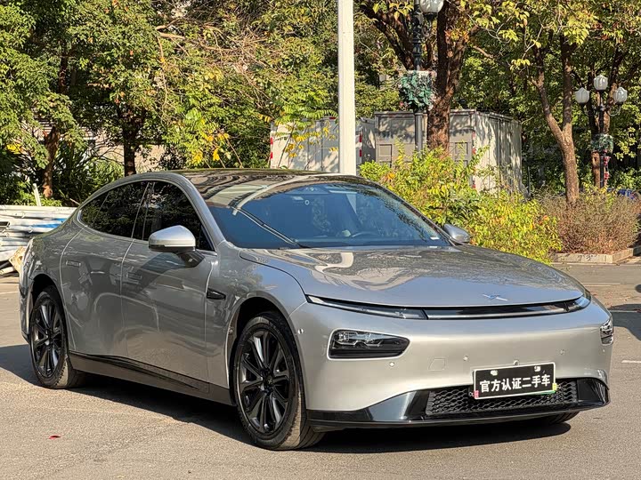 Фото 3 - XPeng P7