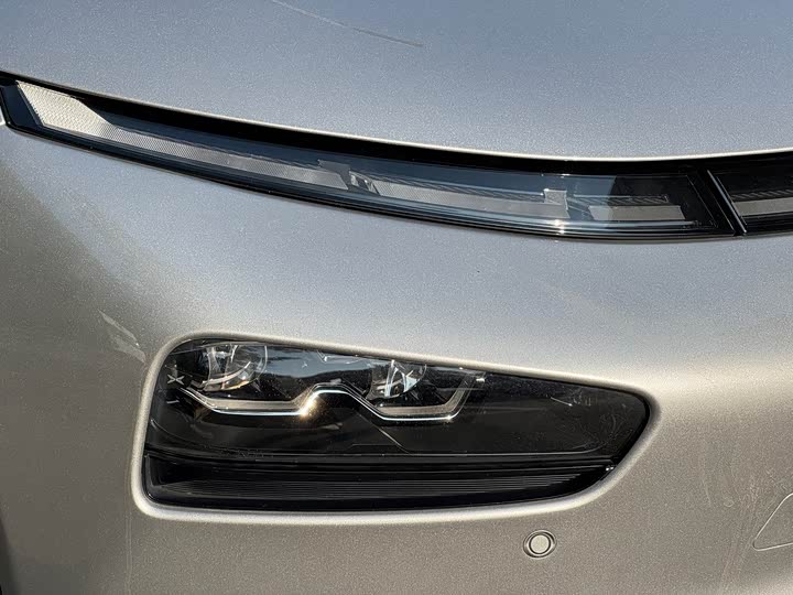 Фото 4 - XPeng P7