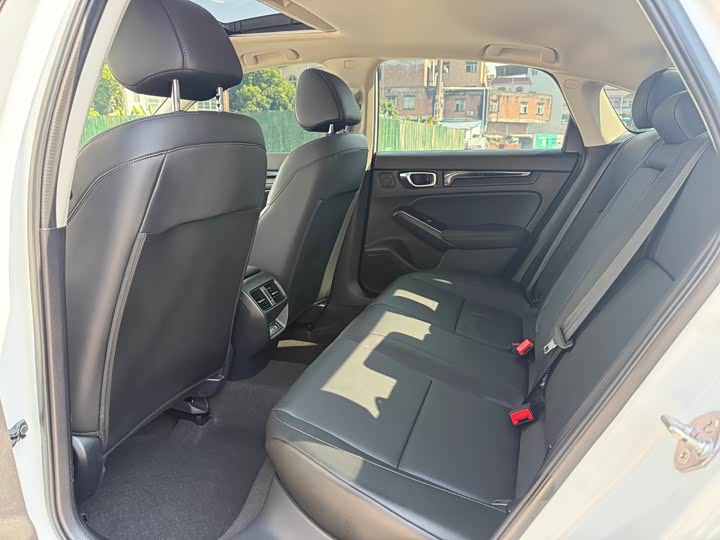 Фото 5 - Honda Integra