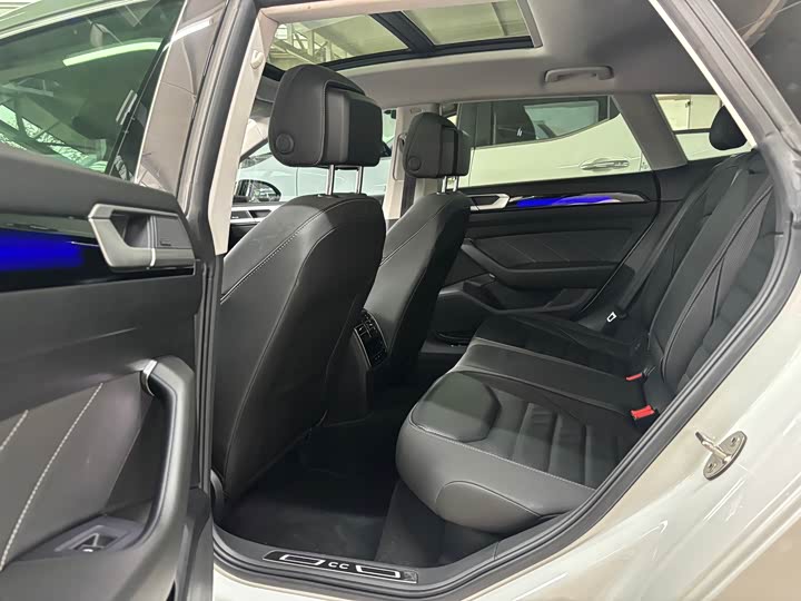 Фото 9 - Volkswagen CC