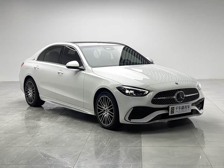 Фото 3 - Mercedes-Benz C-Class