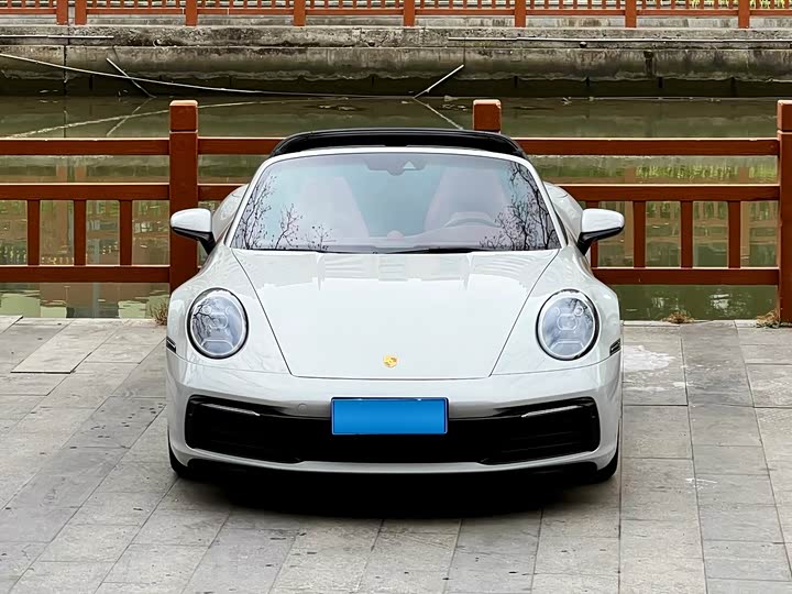 Фото 2 - Porsche 911