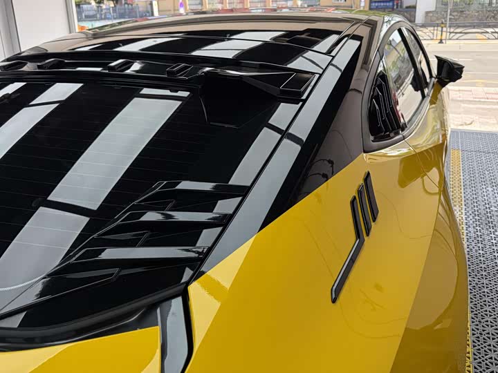 Фото 6 - Changan UNI-V