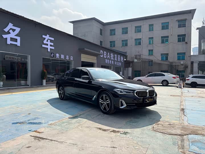 Фото 3 - BMW 5 Series