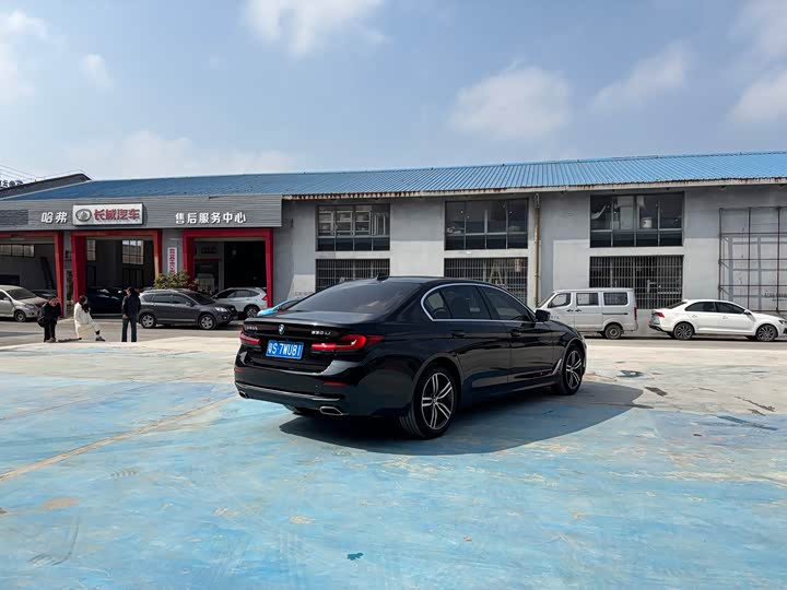 Фото 5 - BMW 5 Series