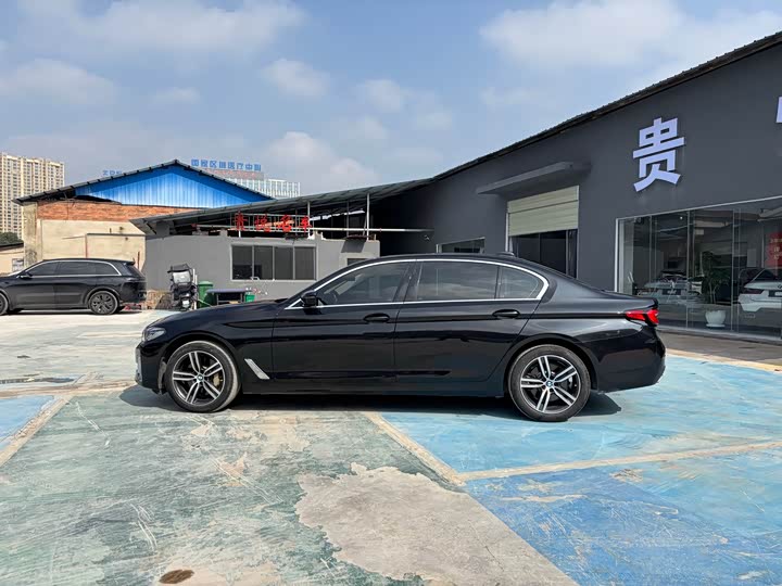 Фото 8 - BMW 5 Series