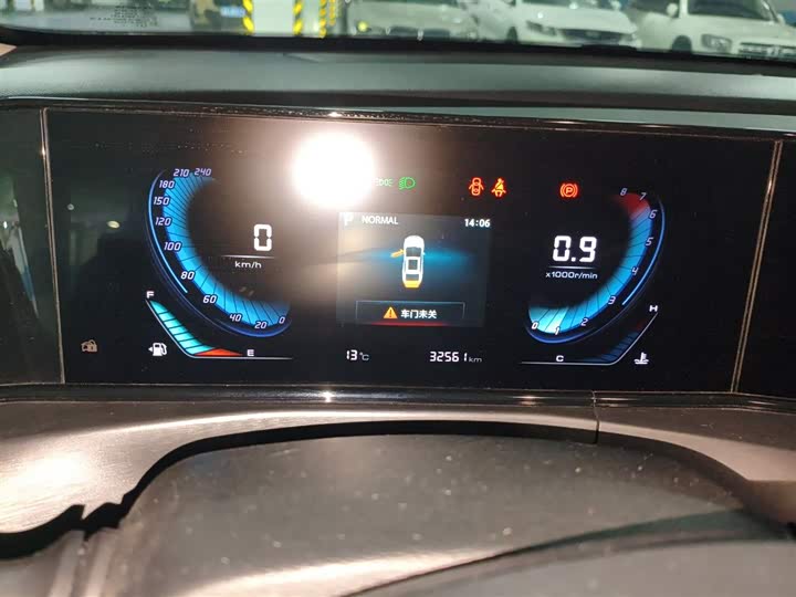 Фото 4 - Changan Eado Plus