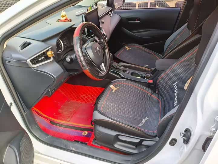 Фото 7 - Toyota Corolla