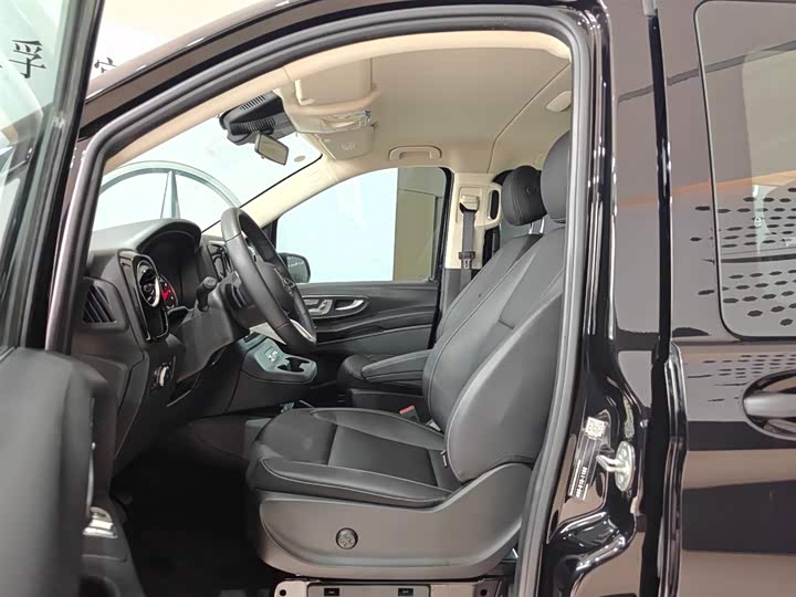 Фото 4 - Mercedes-Benz Vito