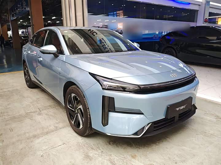 Фото 4 - Geely Galaxy L6