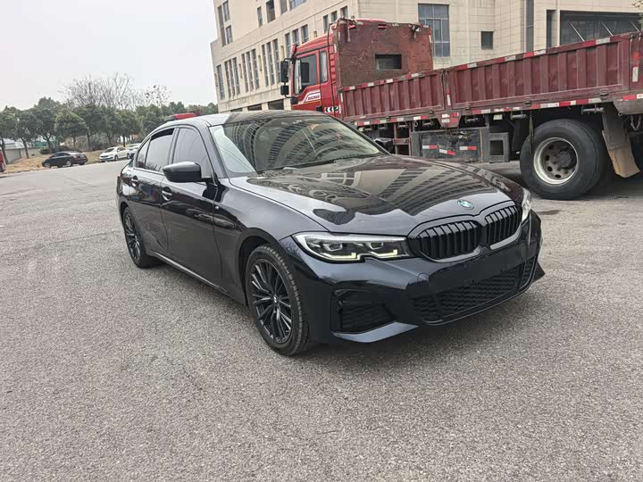 Фото 3 - BMW 3 Series