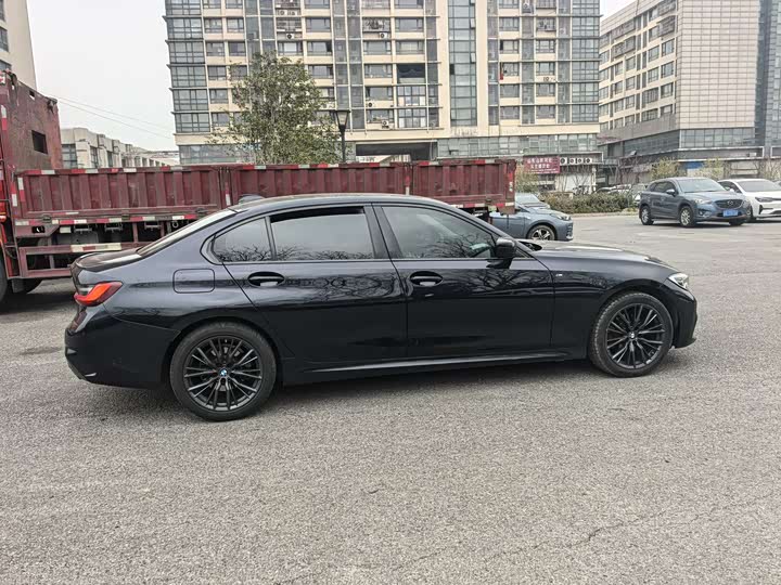 Фото 4 - BMW 3 Series