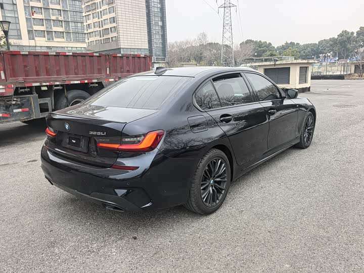 Фото 5 - BMW 3 Series