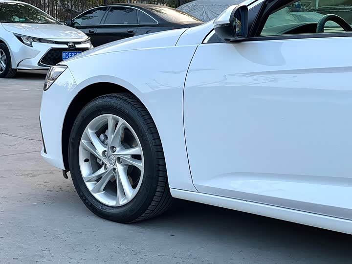 Фото 5 - Buick Regal