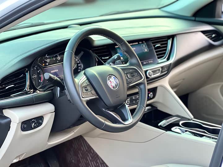 Фото 9 - Buick Regal