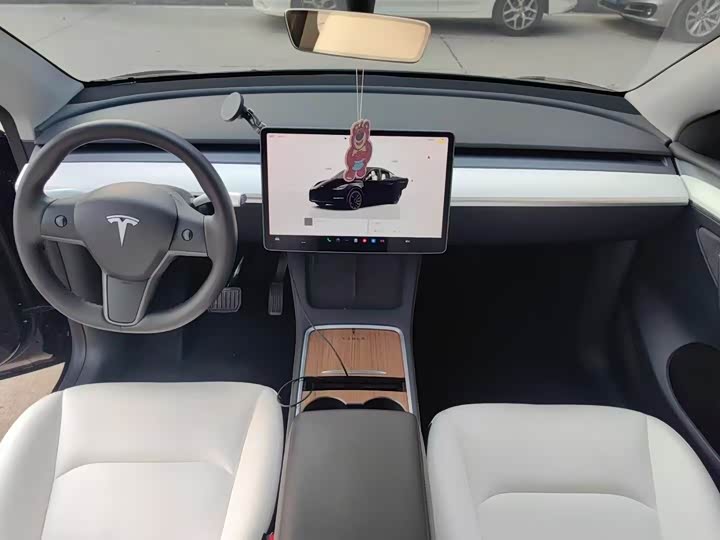 Фото 5 - Tesla Model Y