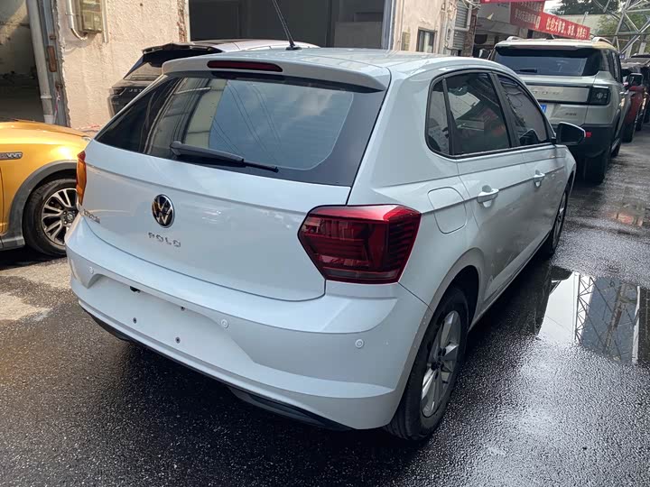 Фото 3 - Volkswagen Polo