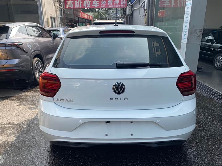 Фото 4 - Volkswagen Polo
