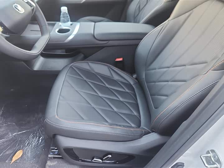 Фото 9 - Changan CS75 Plus