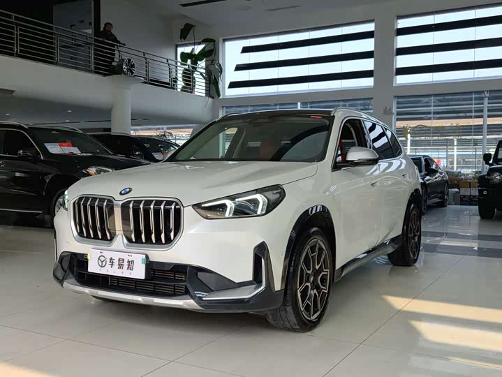 Фото 1 - BMW X1