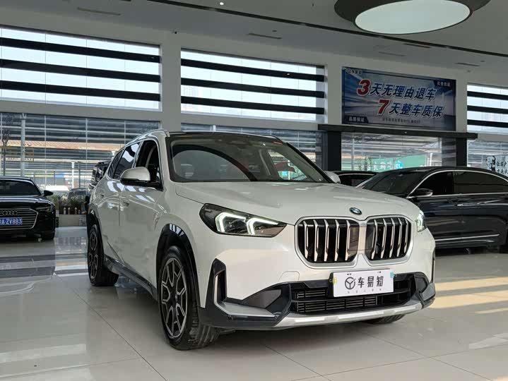 Фото 3 - BMW X1