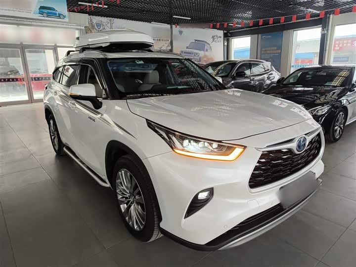 Фото 4 - Toyota Highlander