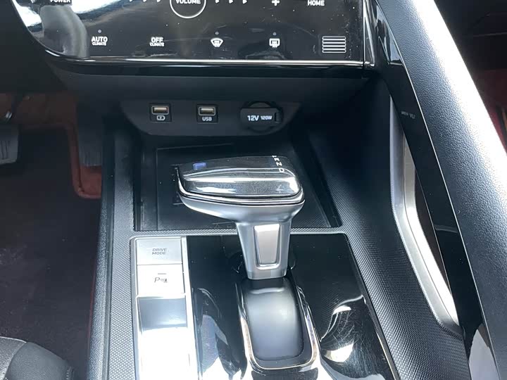 Фото 9 - Hyundai Elantra N line