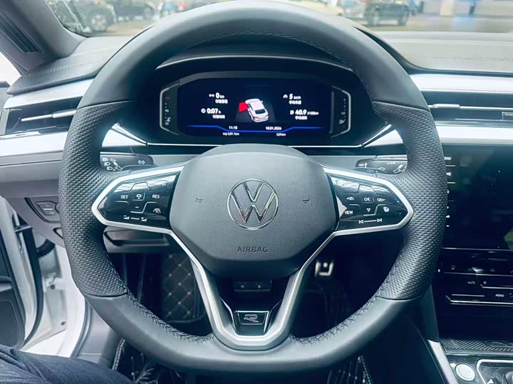 Фото 9 - Volkswagen CC