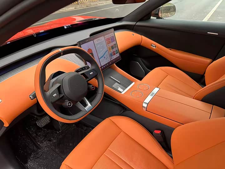 Фото 4 - Xiaomi YU7