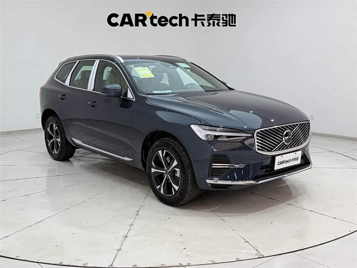 Фото 4 - Volvo XC60