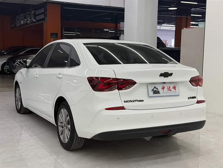 Фото 7 - Chevrolet Monza