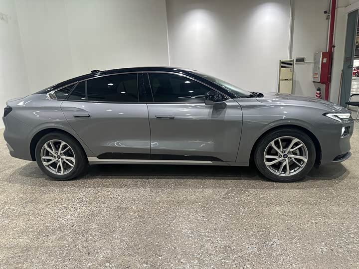 Фото 3 - Ford Mondeo