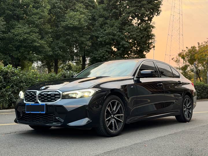 Фото 1 - BMW 3 Series