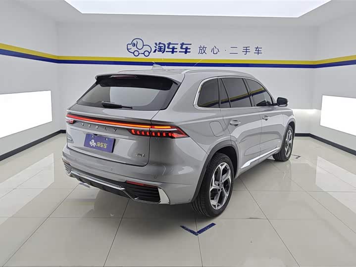 Фото 3 - Geely Monjaro