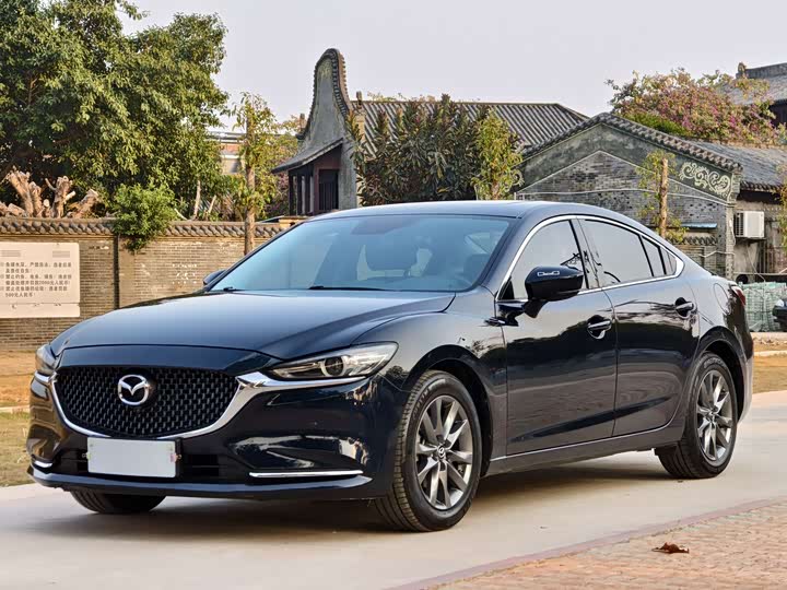 Фото 1 - Mazda Atenza