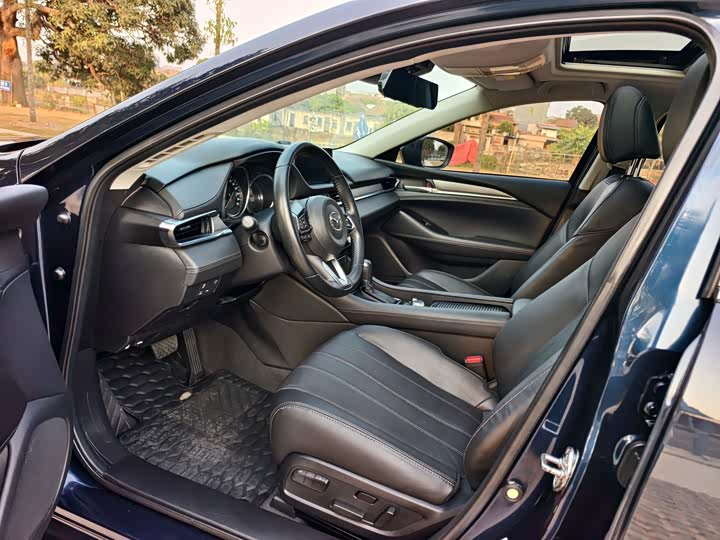 Фото 4 - Mazda Atenza