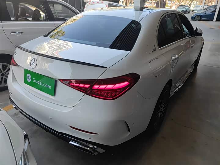 Фото 7 - Mercedes-Benz C-Class