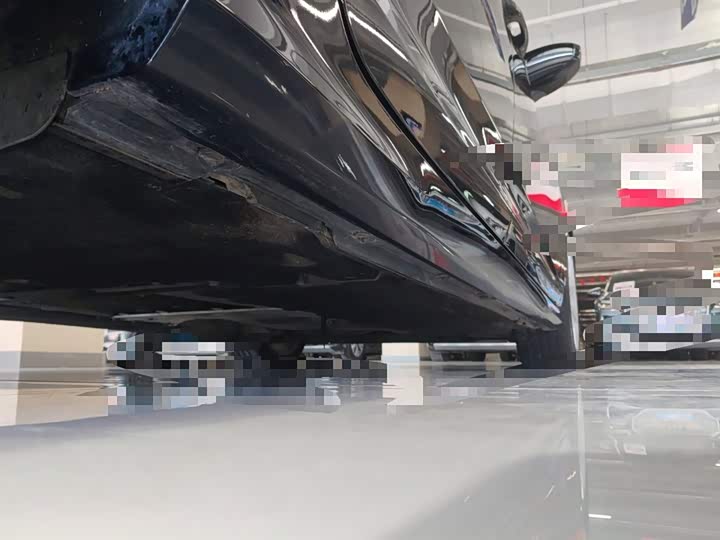 Фото 4 - Audi A6L