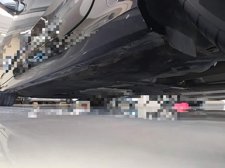 Фото 6 - Audi A6L