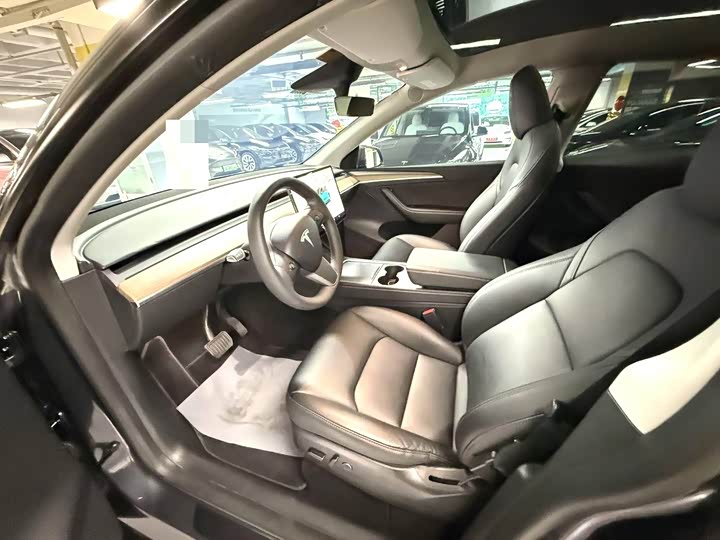 Фото 5 - Tesla Model Y