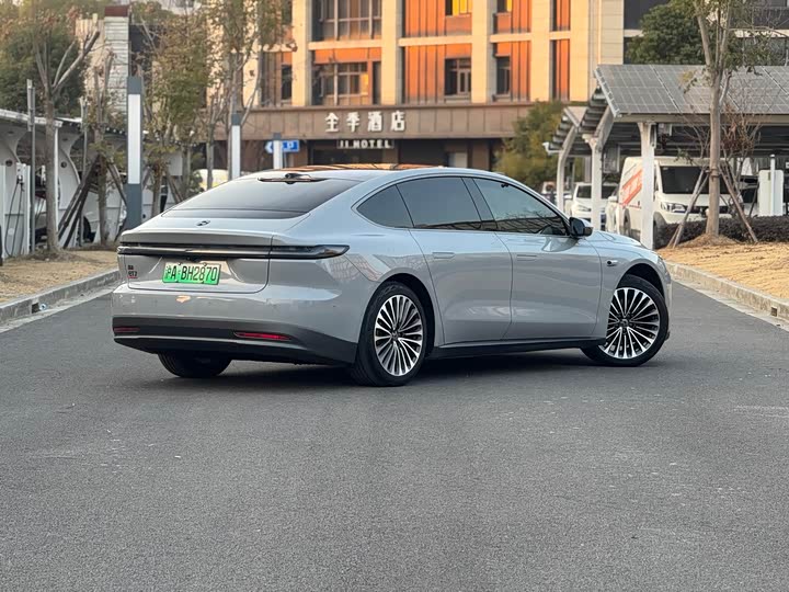 Фото 3 - Nio ET7