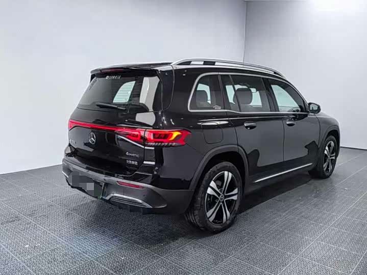 Фото 3 - Mercedes-Benz EQB