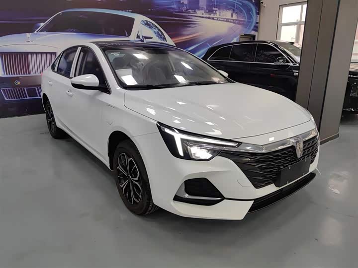 Фото 4 - Roewe i6 Max EV