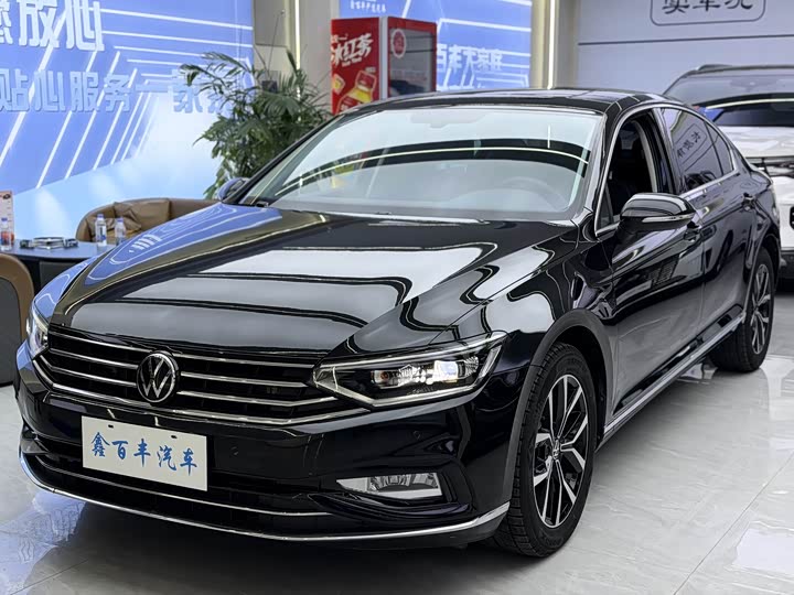 Фото 1 - Volkswagen Magotan